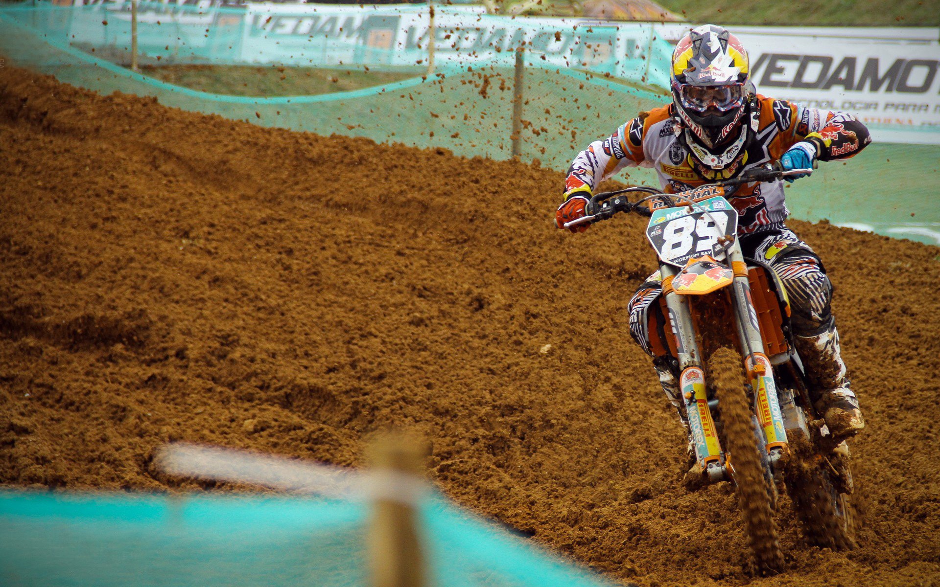 双重王炸！苏亚雷斯单场统治级数据，墨西哥黑马踏平欧冠豪门拜仁