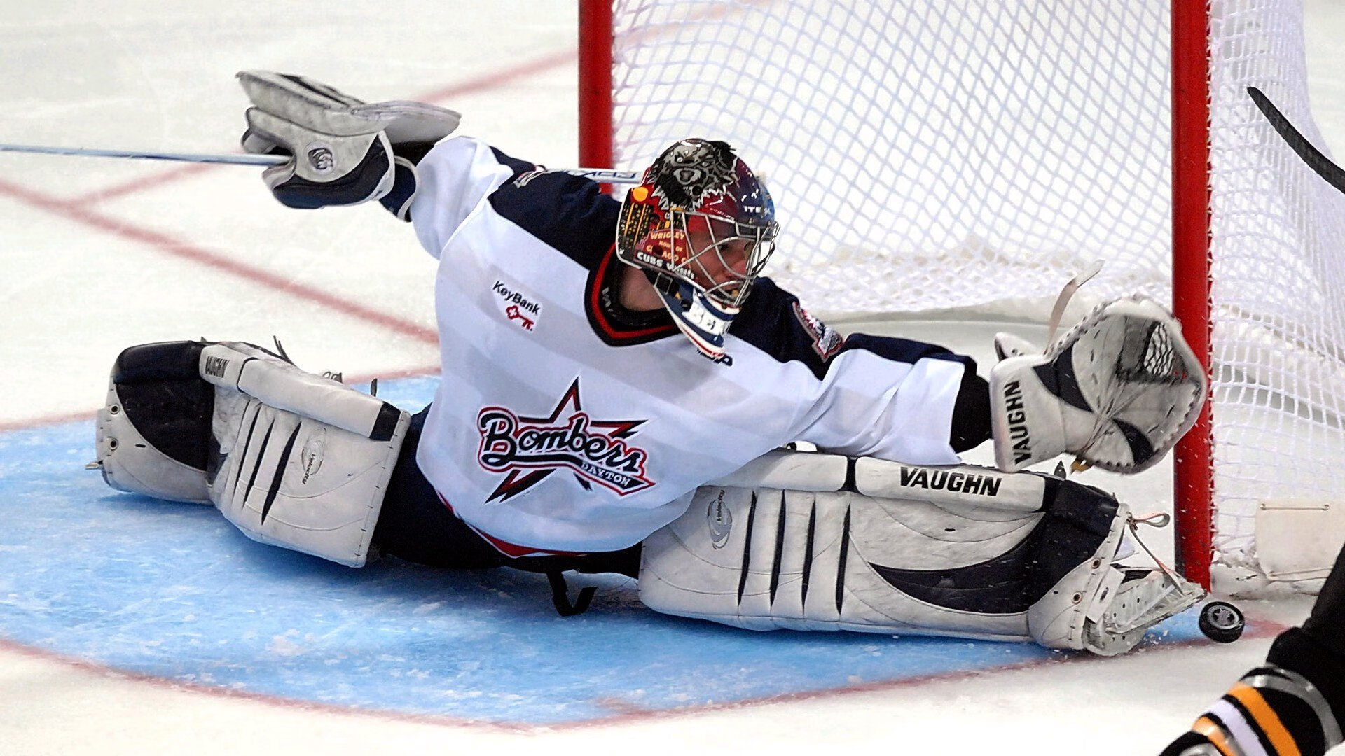 本泽马传射定乾坤，秘鲁亚洲行4:1狂胜伊拉克展现南美锋芒